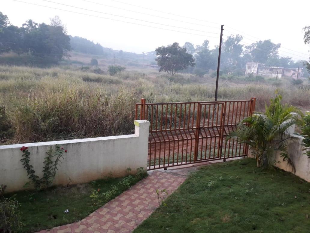Karjat Mountain Villa Exterior foto